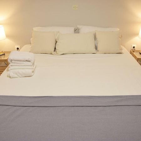 Elegant Coral Apartment Atene Esterno foto