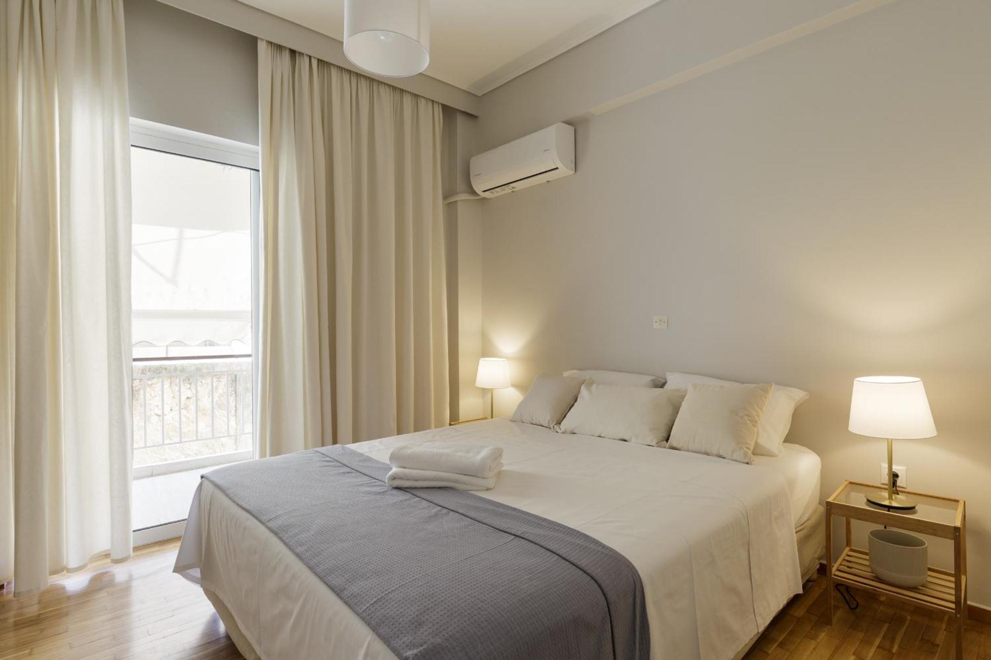Elegant Coral Apartment Atene Esterno foto